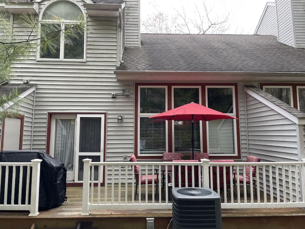 Beautiful Lake Harmony Townhouse At Big Boulder Lake And Ski Area 外观 照片